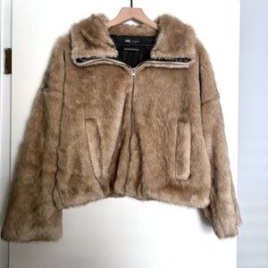 Zara Women's Cropped Faux Fur Coat